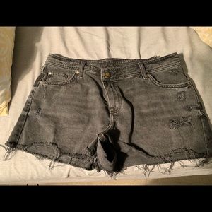 Black denim shorts misplaced waistband